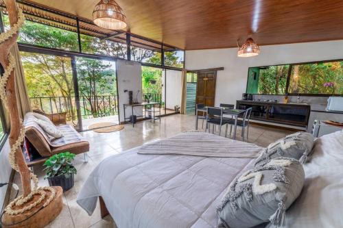 Monteverde House | Casa Shulë