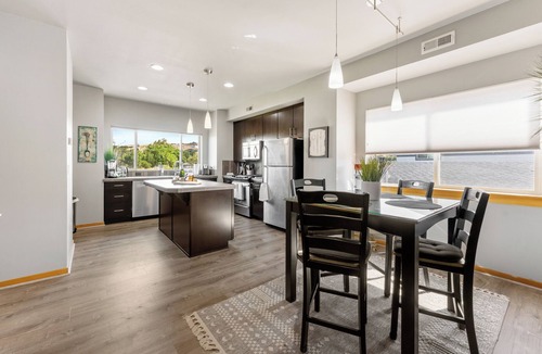 The Dalles House | Looking for a serene retreat with all the comforts of home?