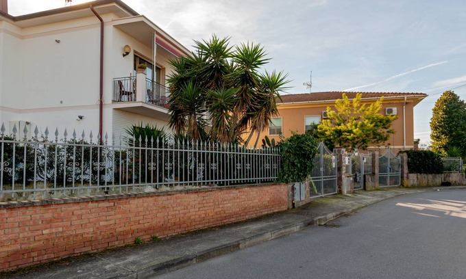 Pisa Apartment | 100 m² Apartment ∙ 2 bedrooms ∙ 5 guests