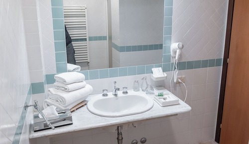 Family Room, 1 Bedroom